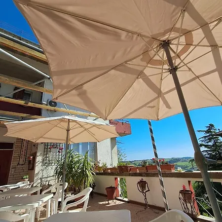Ristorante Il Torrione 호텔 *